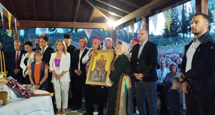 Στα Βούναινα στην εορτή του Αγίου Νικολάου ο Χρήστος Καπετάνος: «Η Χριστιανοσύνη πηγή ζωής και για τα χωριά μας».